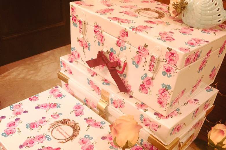 Order Trousseau Trunk Online From Riha's Chocolates And Nuts,Mohali