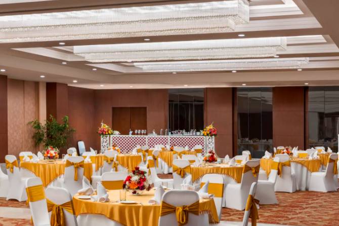 Banquet hall
