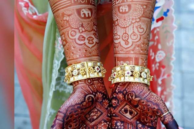 Bridal Mehndi Ideas: Bride Mehndi Ideas for Hand & Leg l iTokri आई.टोकरी