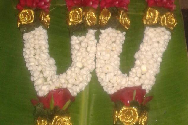 Floral garlands for bride and groom