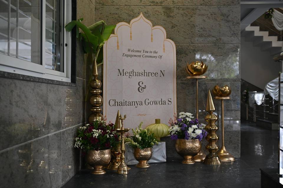 Name board decoration