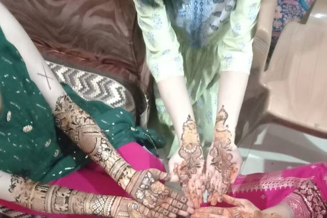 Deepak Mehendi Artist, Bhubaneswar - Mehndi - Ashok Nagar - Weddingwire.in