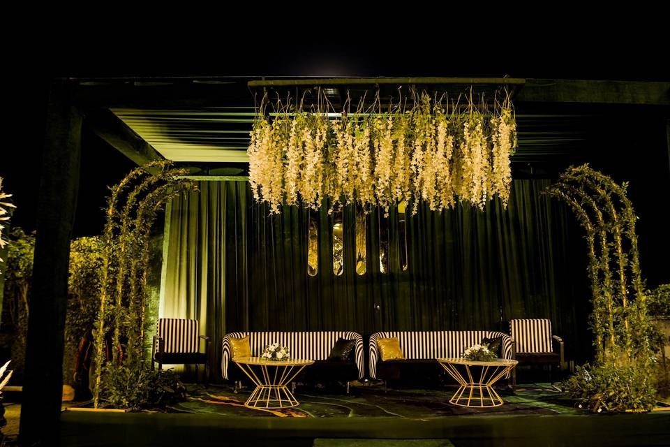 Nidhivan Sarovar Portico portfolio