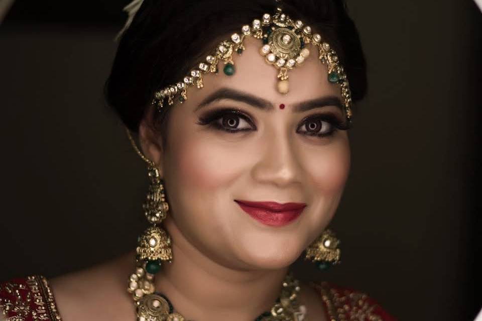 Nisha Chaudhary Professional Makeup and Hair Artist
