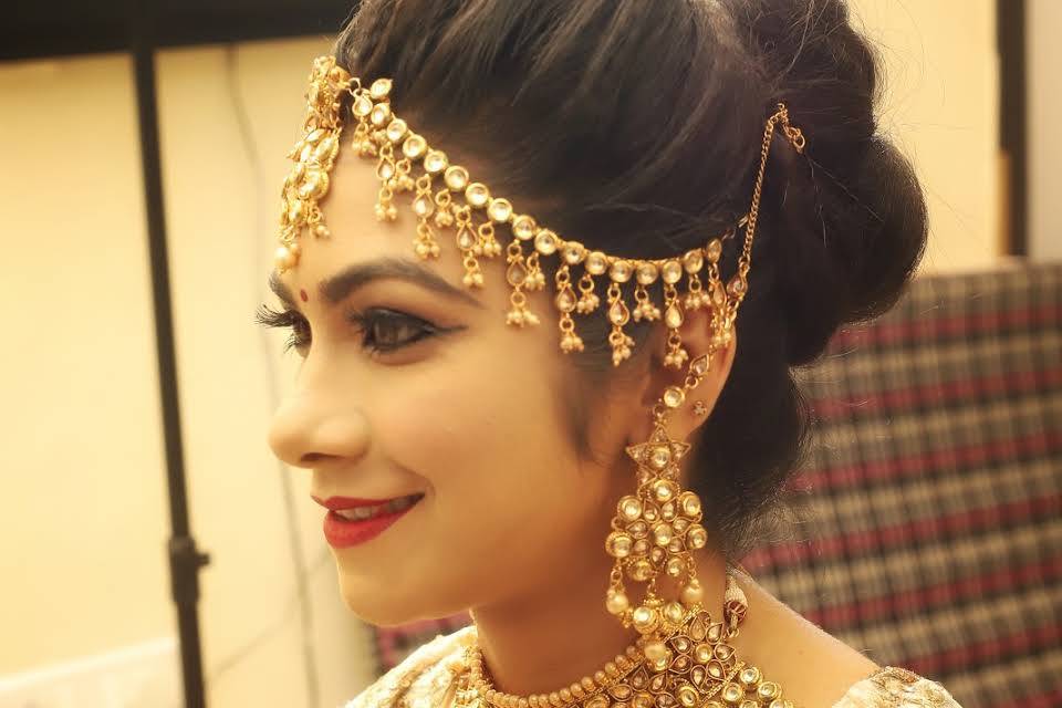 Nisha Chaudhary Professional Makeup and Hair Artist