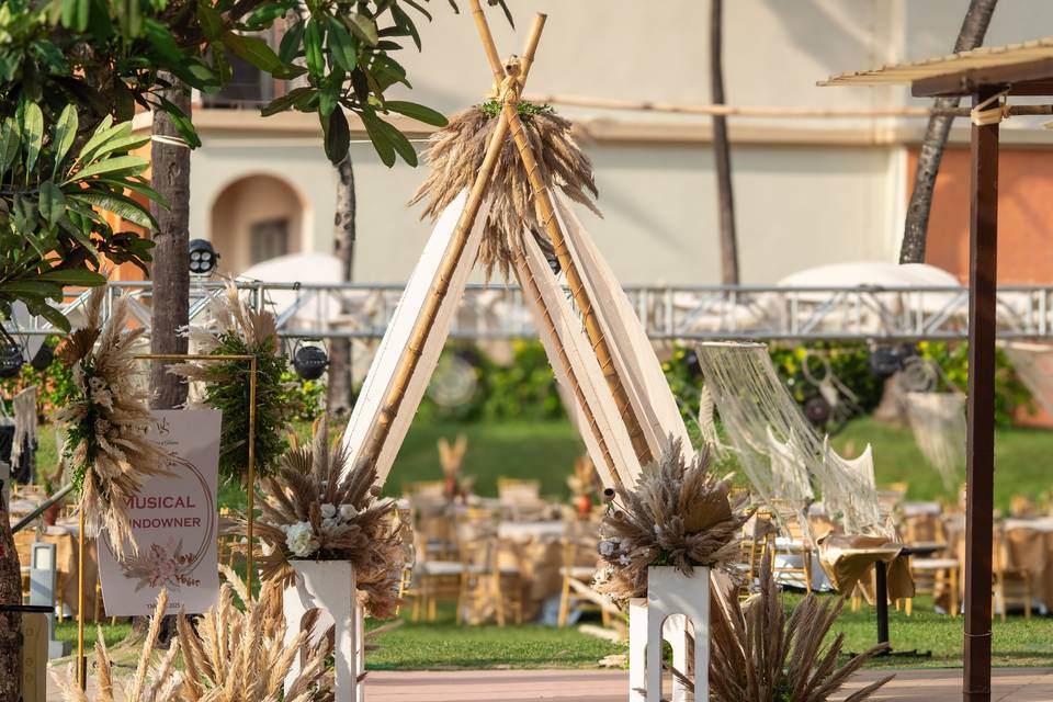 Entrance decor