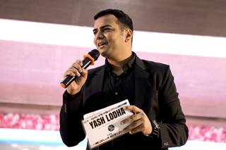 Yash Lodha, Surat