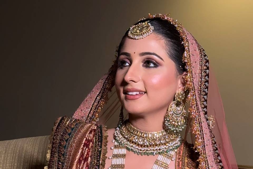 Luxury makeup