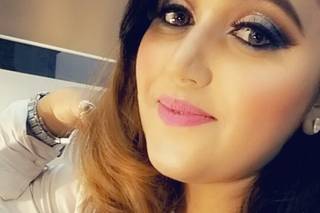 Makeup Artist Swikriti Bhatia, Tilak Nagar