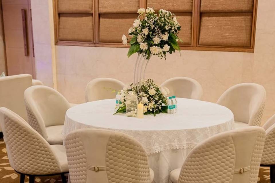 Round table