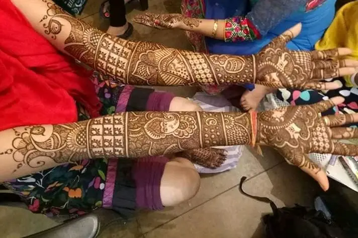 10 exciting mehndi designs for the sporting groom who loves to make a  statement too! | Mehndi designs for hands, New mehndi designs, Mehndi  designs feet