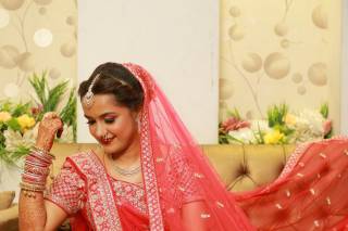 Blushington Make-up Studio and Academy 1
