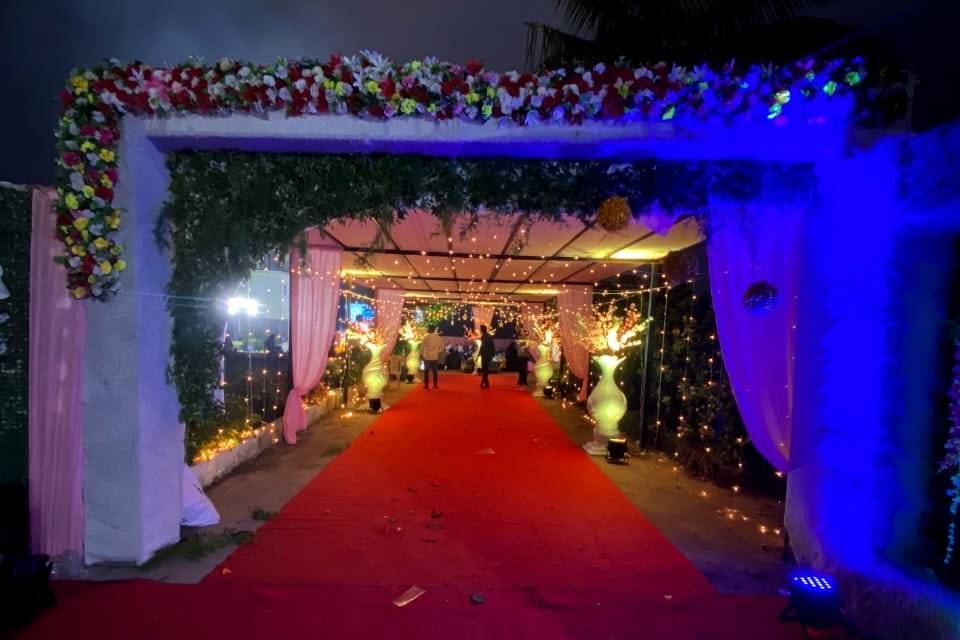 Entrance decor