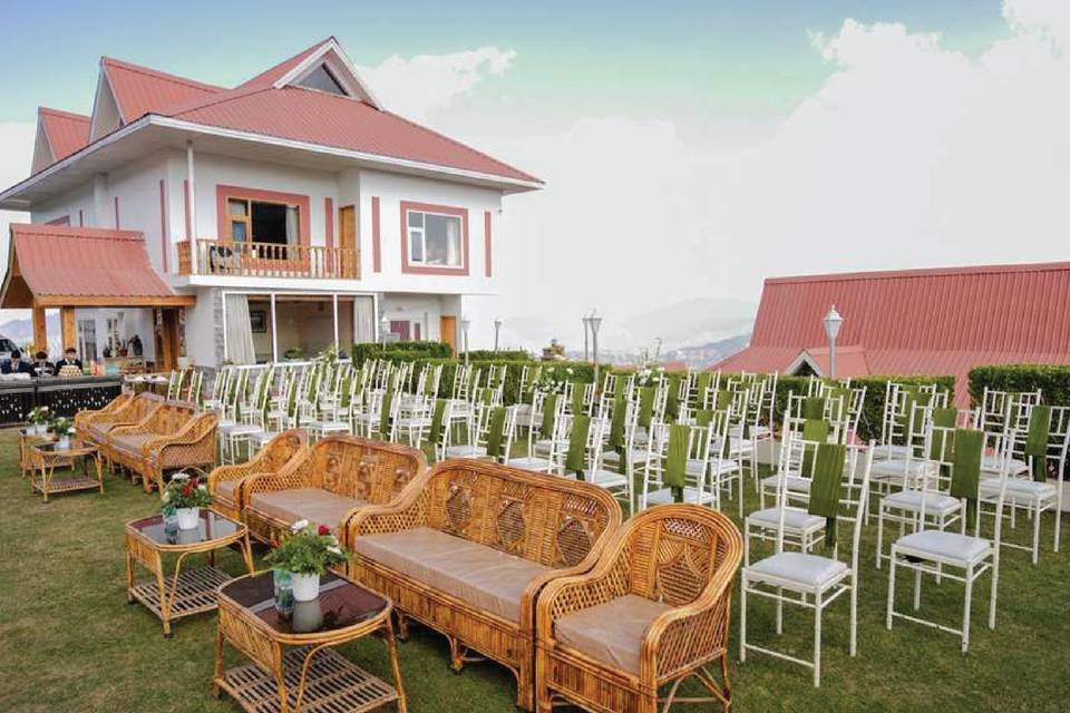 Wedding sitting arrangement