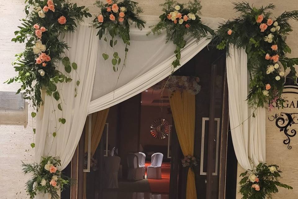 Entry Decor