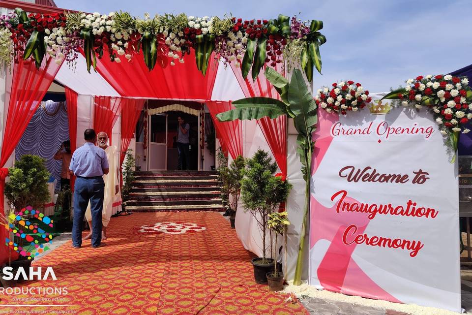 Entrance decor