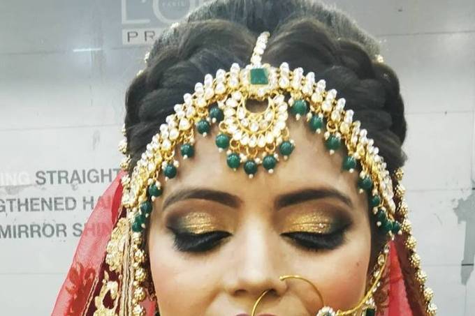 Bridal makeup