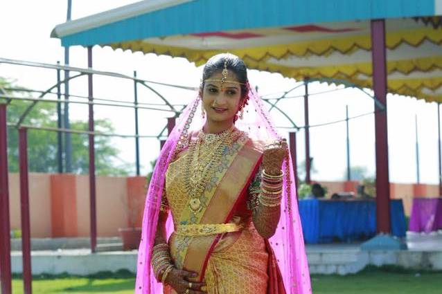 Navya's Bridal Makeovers