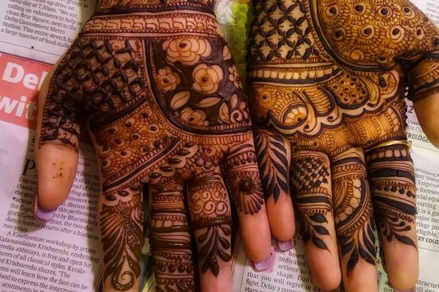 Get your Mehendi by Simple Dimple and massage done by The Belle Âme Ex... |  TikTok