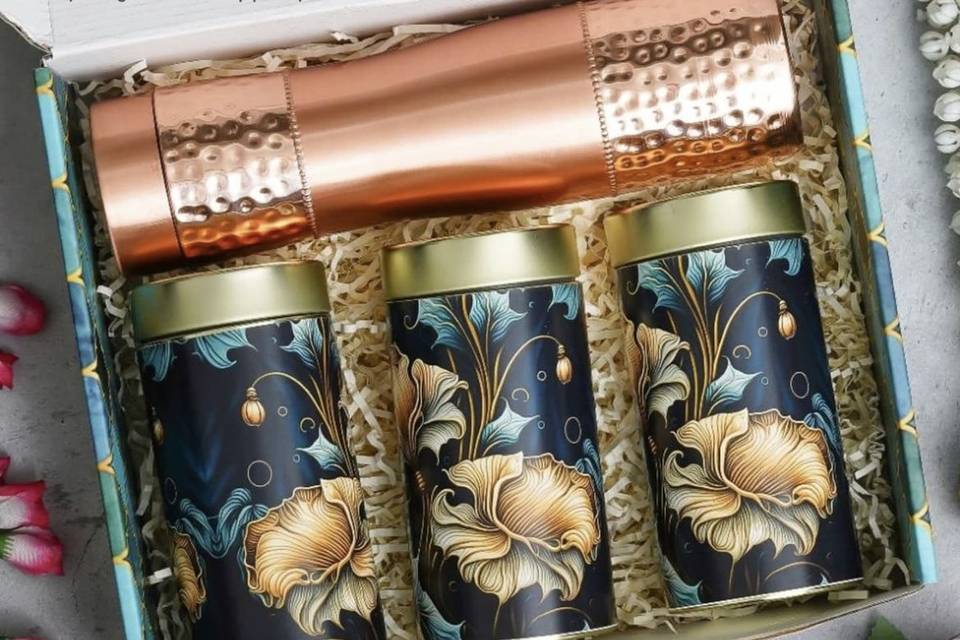 Copper bottle gift set