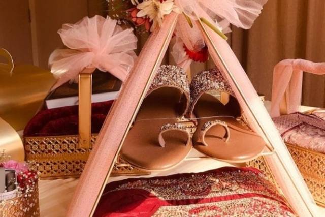 Bride shoes decoration.. - Prince Wedding Packers | Facebook