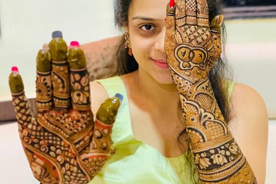 Bridal Mehndi Queen