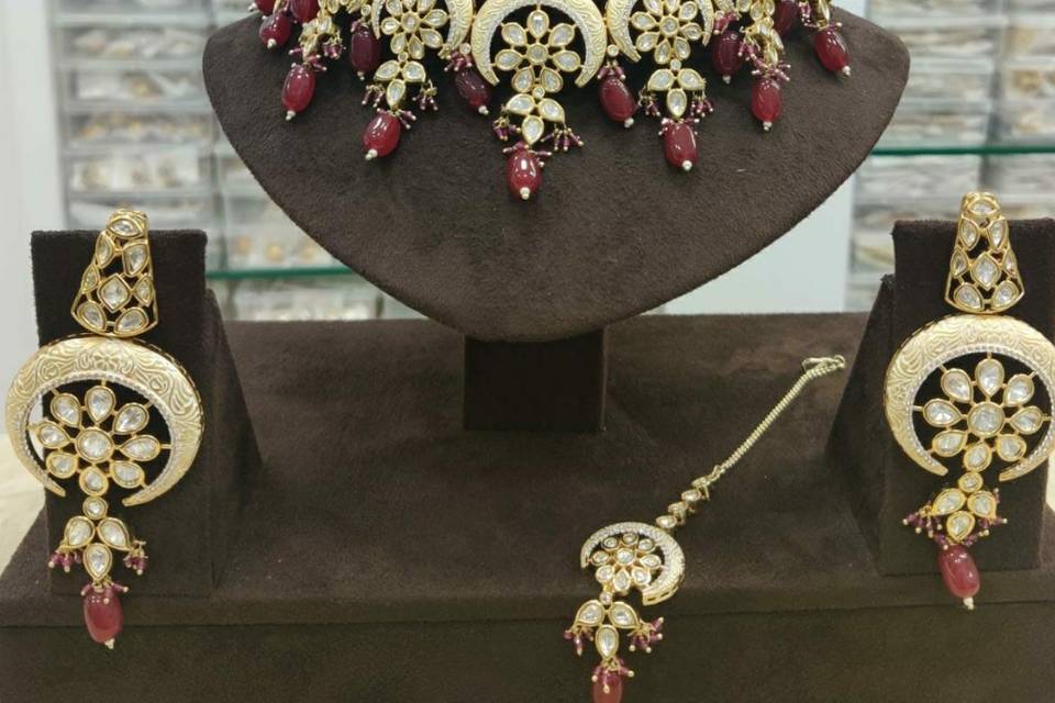 Bridal jewellery