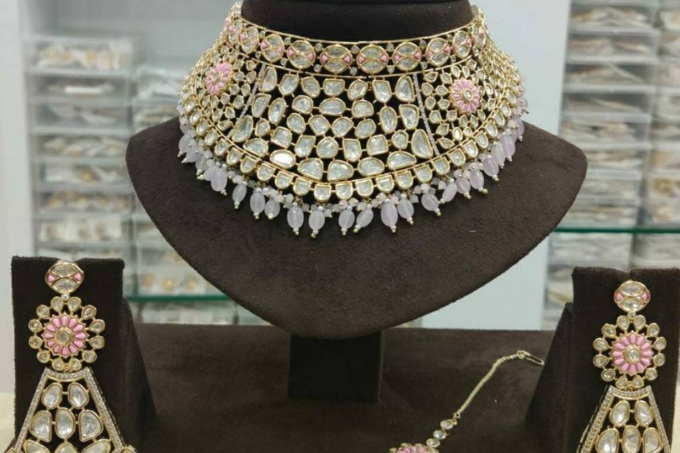 Bridal jewellery