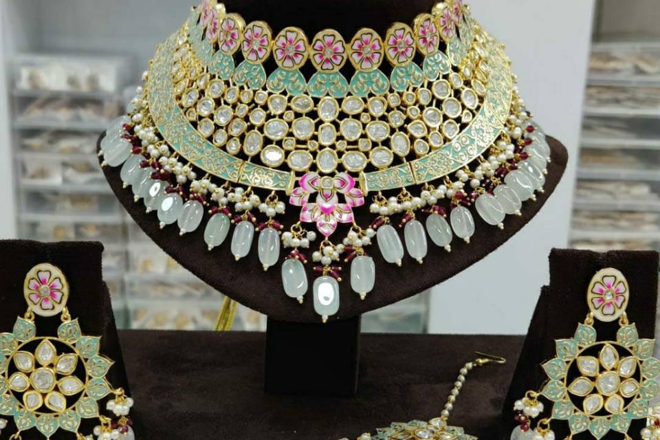 Bridal jewellery