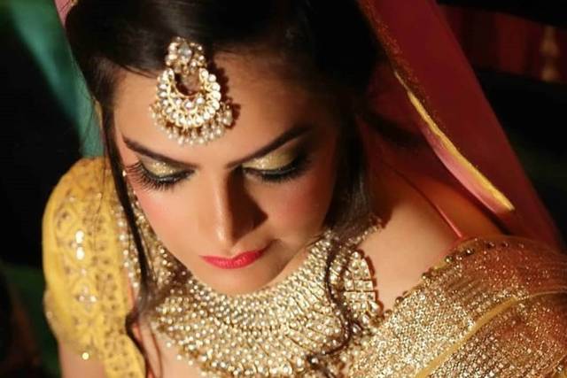 Party makeup