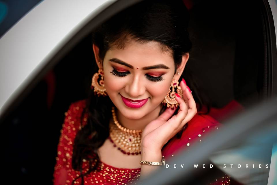 Engagement HD make-up look