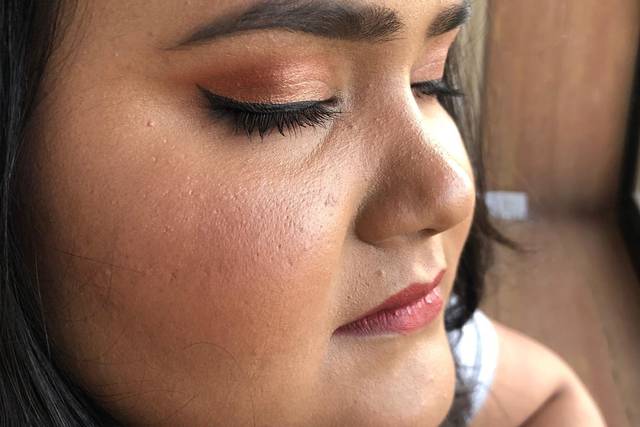Party makeup
