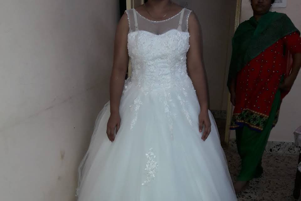 Bridal gown