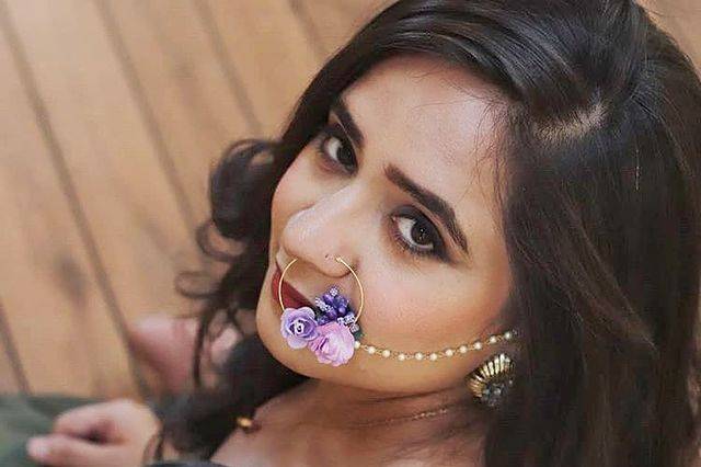 Party makeup