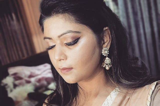 Party makeup