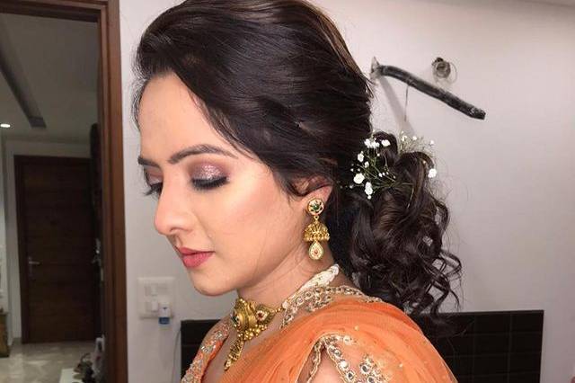 Party makeup