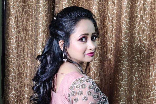 Party makeup