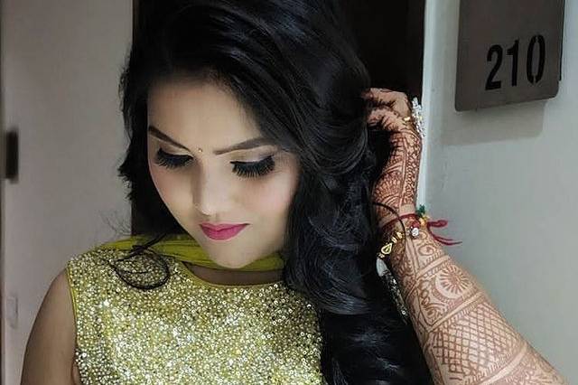 Party makeup
