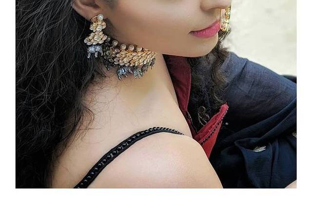 Party makeup
