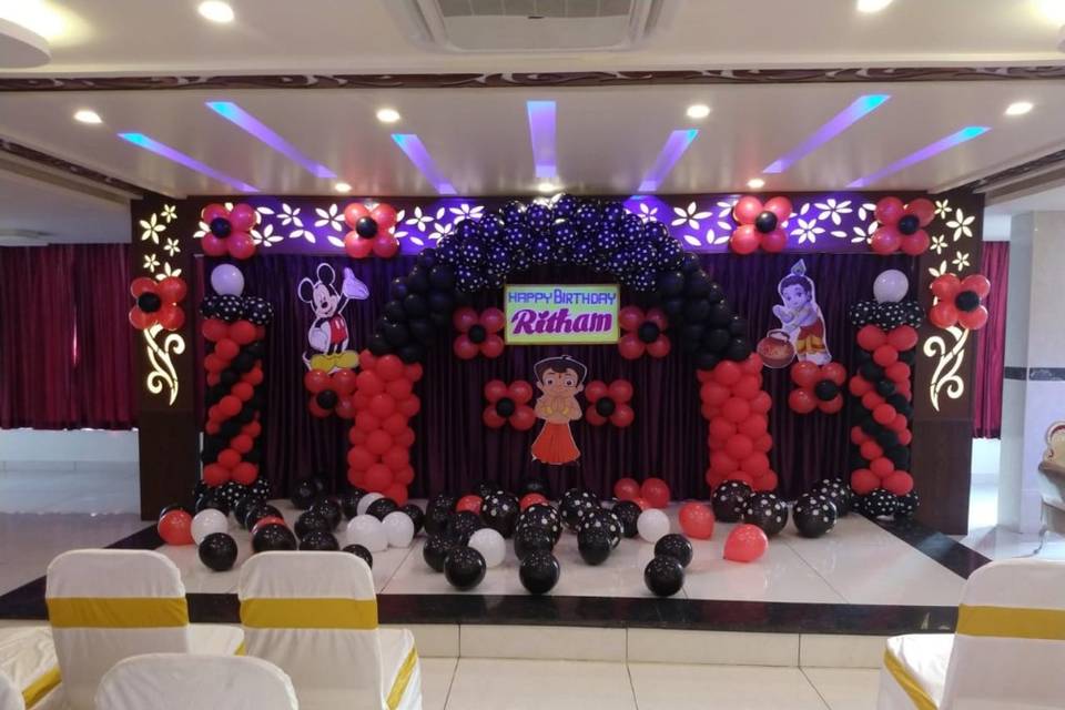 Balloon decor