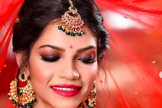 Bridal makeup