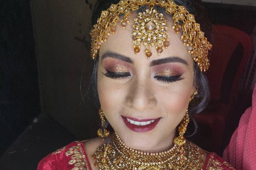 Bridal makeup