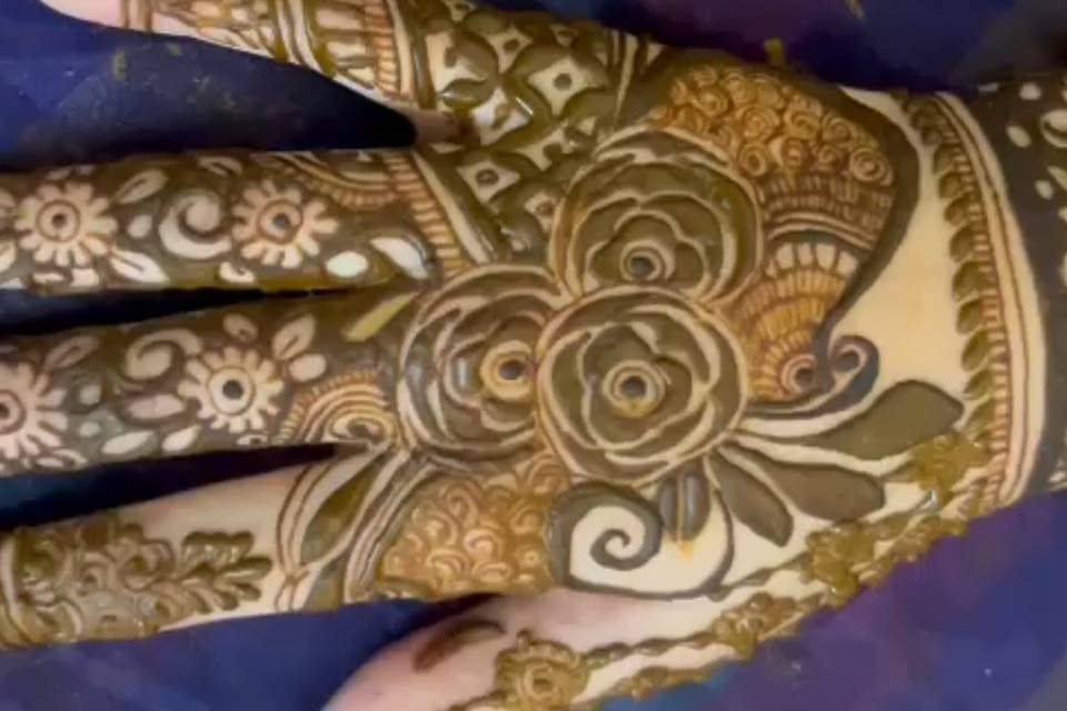 Designner mehendi