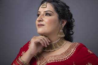Urja Jha MUA