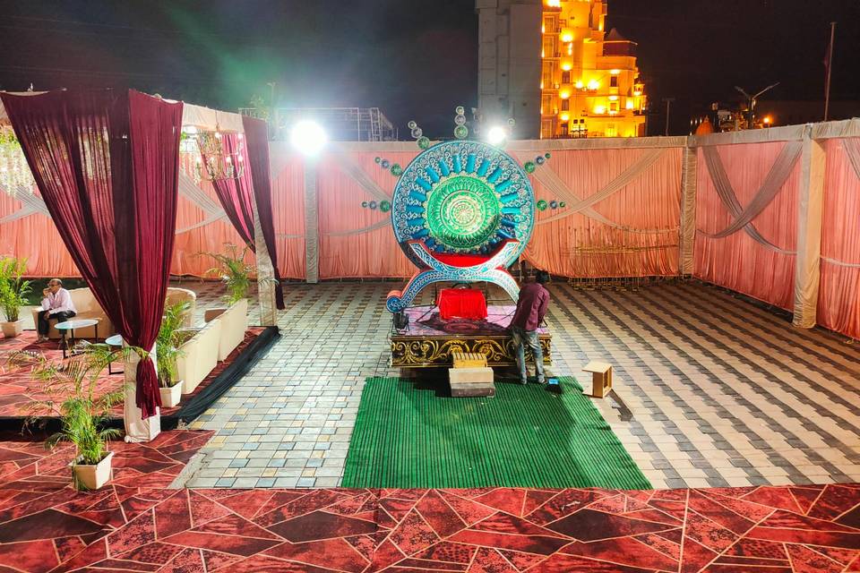Stage decor
