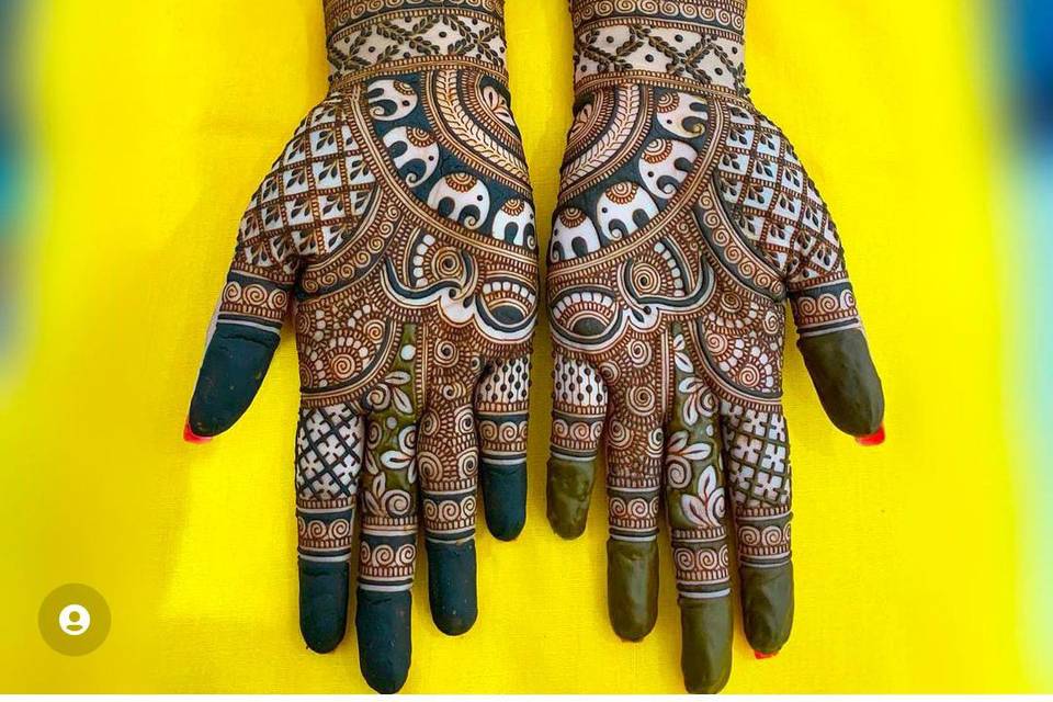 Designer Mehndi