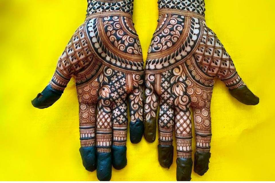 Designer Mehndi