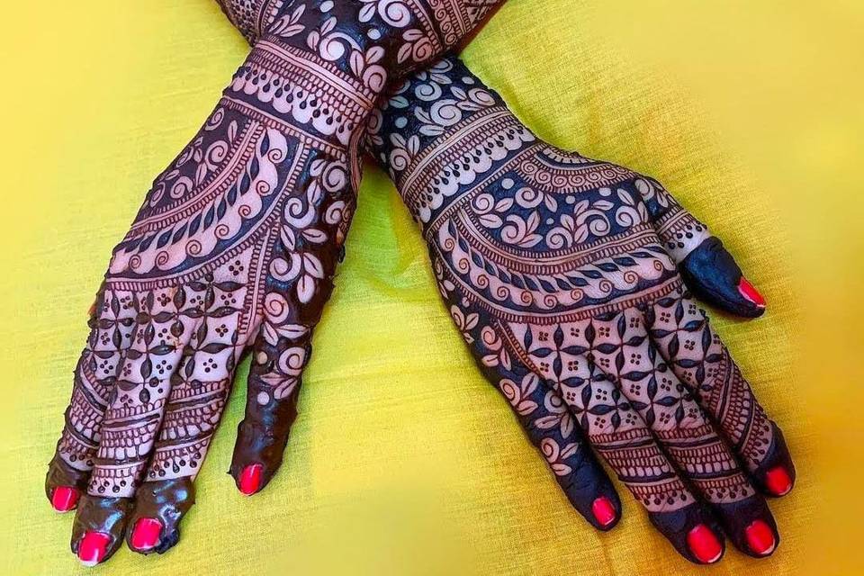 Designer Mehndi