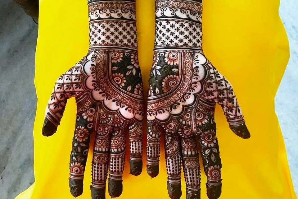 Designer mehendi