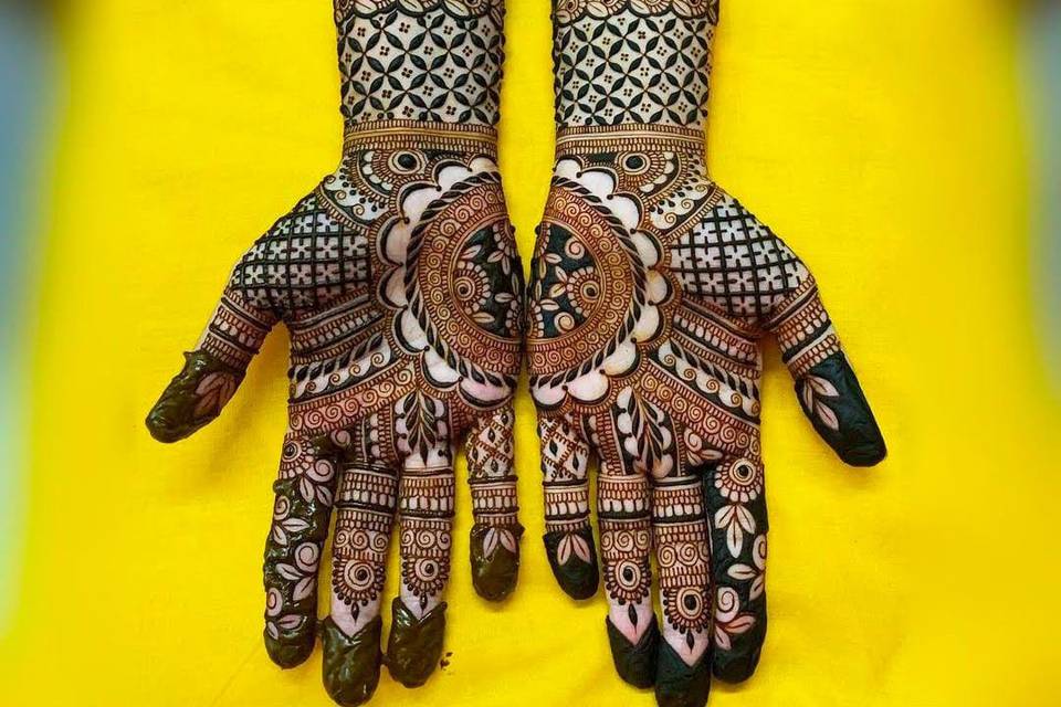 Designer mehendi